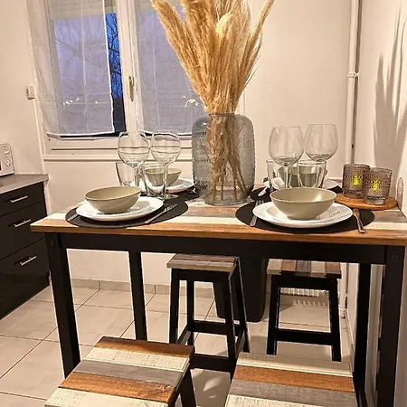 Apartment Grand Balcon Stationnement Reims